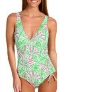 Lilly Pulitzer FOXI green bean daisy darling Swimsuit